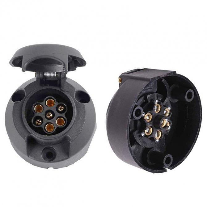 Πρίζα 7 pin τρέιλερ θηλυκή πλαστική